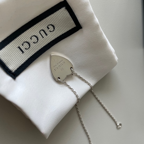 [GUCCI] Sterling Silver Heart Bracelet - Picture 5 of 7